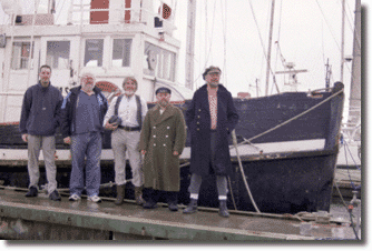 Trawler.gif (40714 bytes)